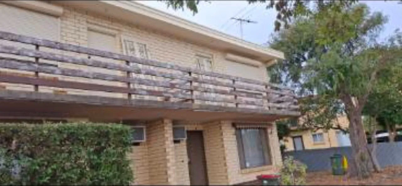 Exterior house painting West Lakes SA - weatherboard home